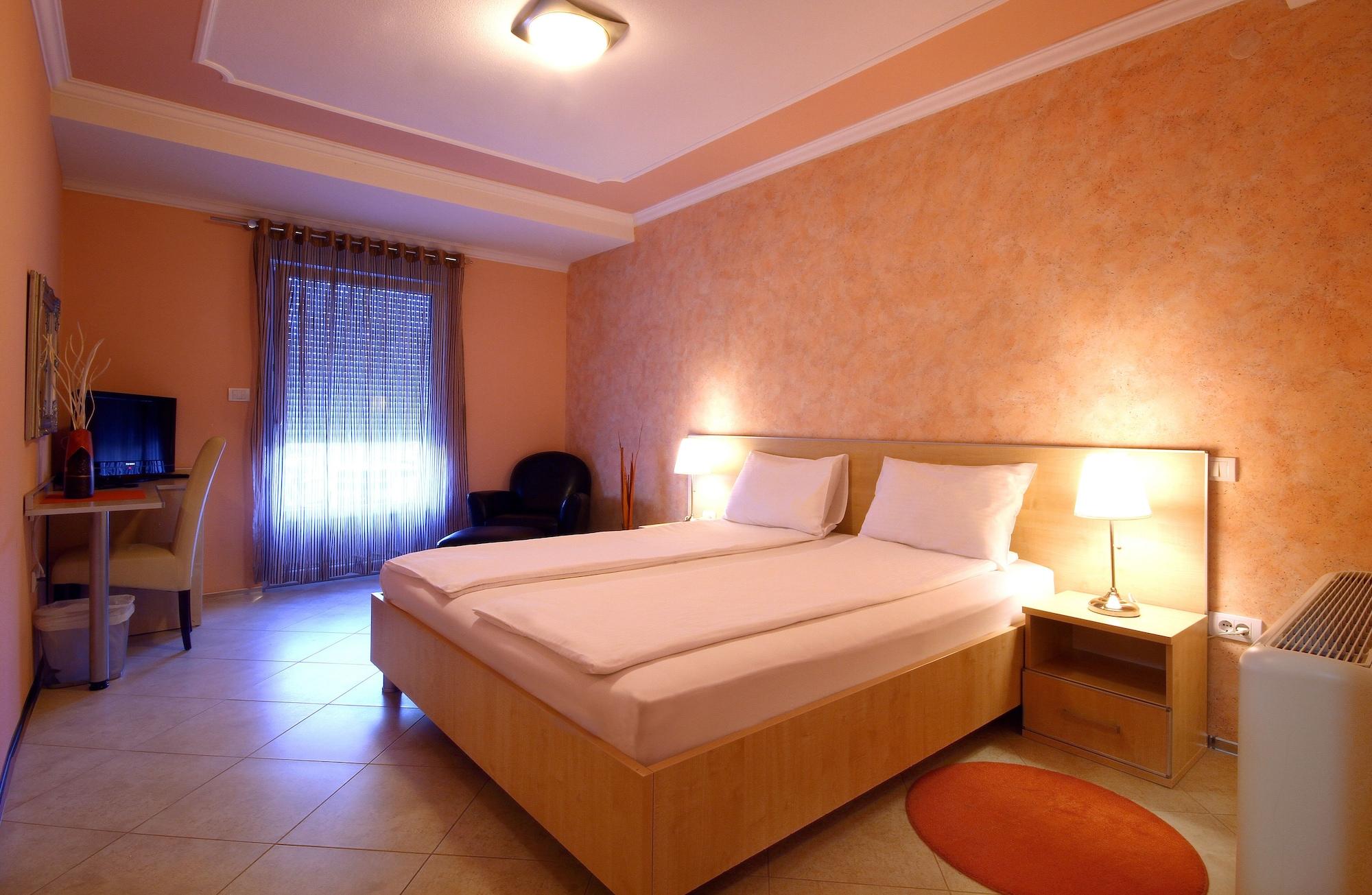 Hotel Aruba Budva Luaran gambar