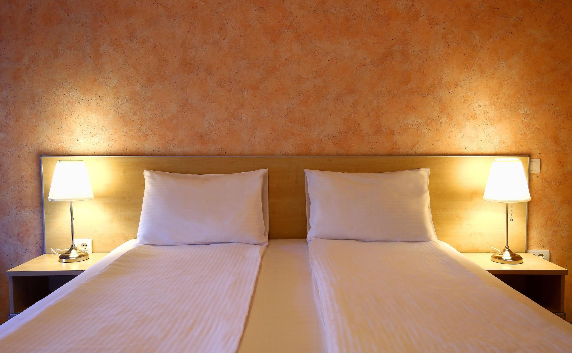 Hotel Aruba Budva Luaran gambar