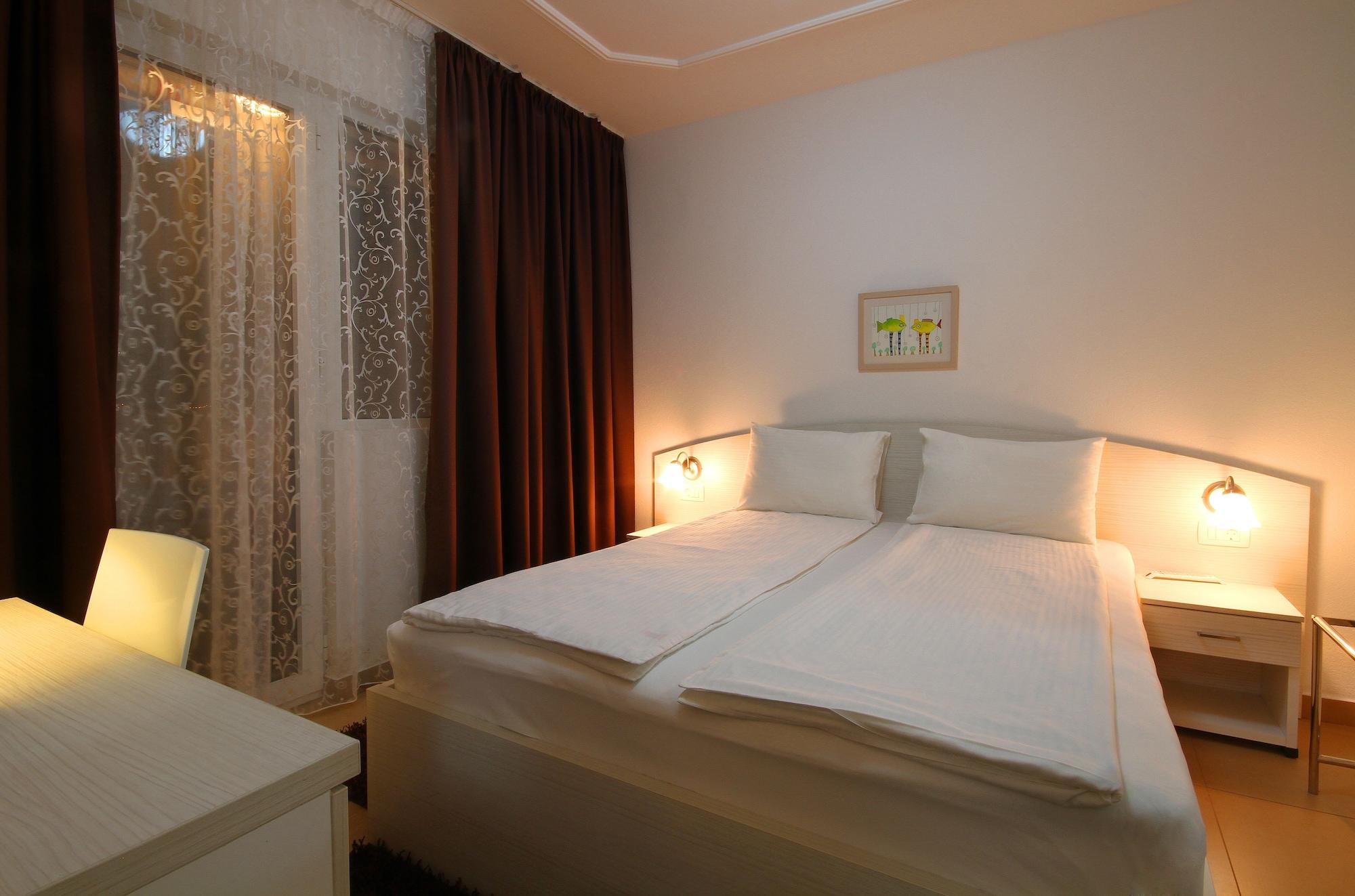 Hotel Aruba Budva Luaran gambar