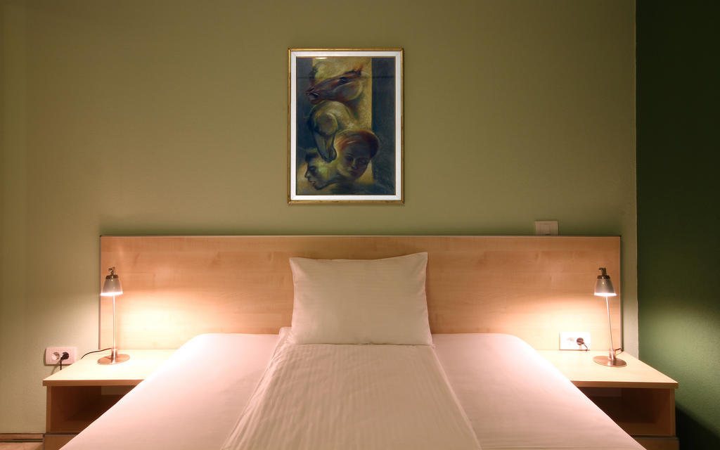 Hotel Aruba Budva Bilik gambar